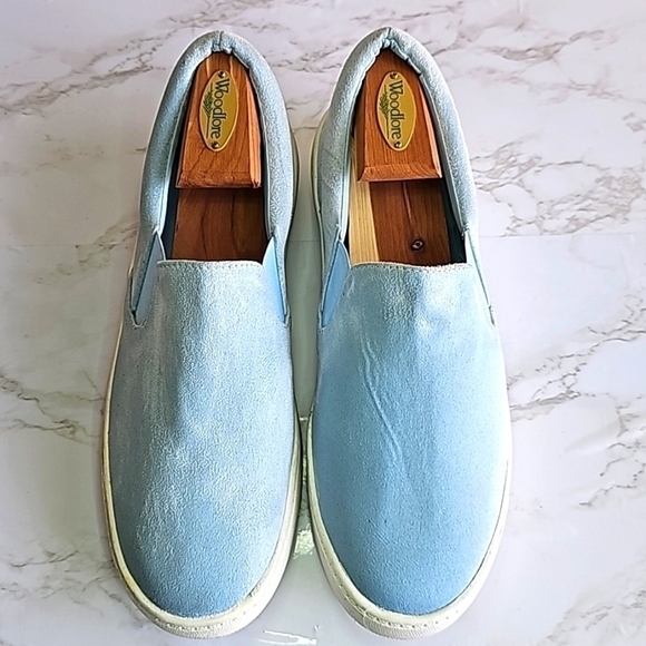 Lulu's Blue Sneakers - Picture 1 of 8